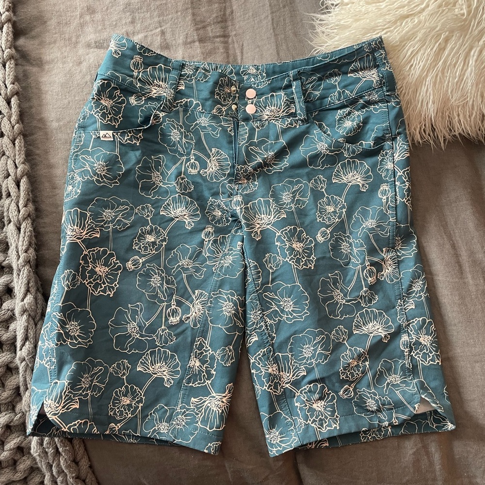 Barely worn Wild Rye Mountain Bike Shorts size 4